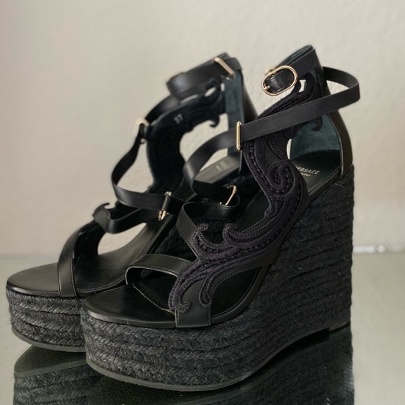 New versace espadrille wedges 37 7 $1,195 - Picture 2 of 8